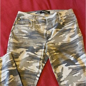 Express Camo Jean